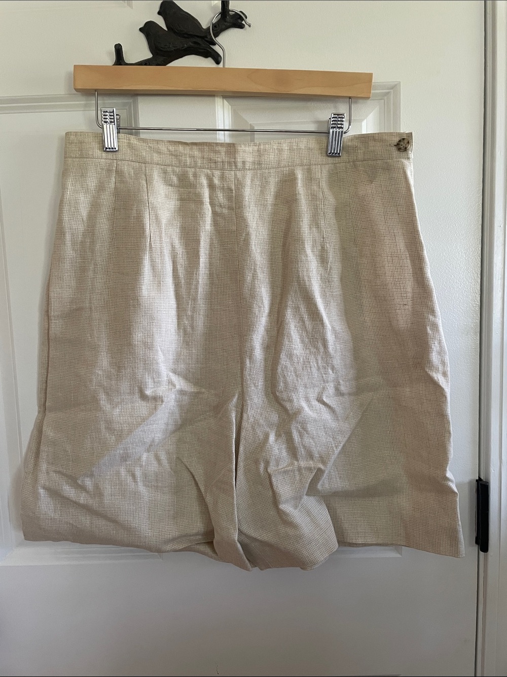 Talbots Neutral Irish Linen High-Rise Shorts